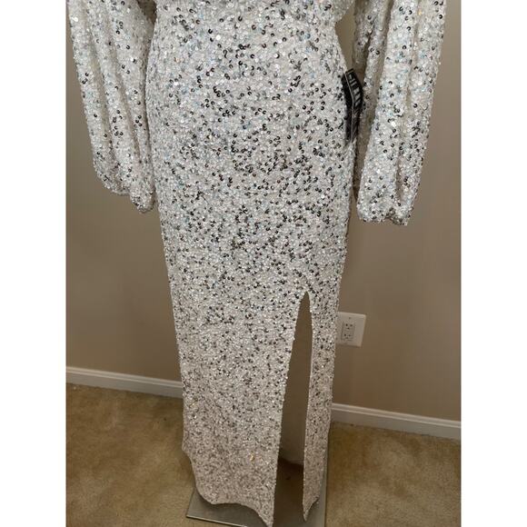 RETROFETE Camille Sequin Embellished Long Sleeve Deep V Maxi Dress Size Small - Picture 10 of 14